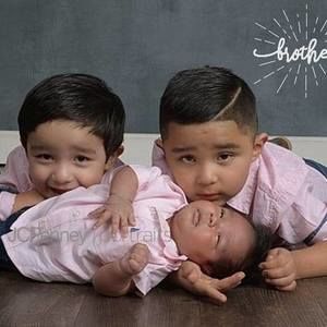 Meet your Posher, Efrain